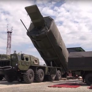 Russia, un nuovo missile ipersonico Avangard: test sotto gli occhi di Putin