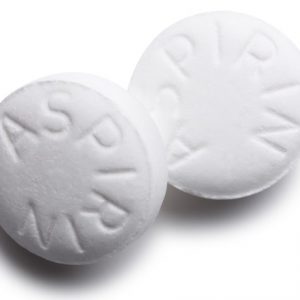 Aspirina, una al dì per prevenire infarto o ictus fa più male che bene: aumenta rischio emorragia