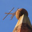 Terremoto Romagna, a Bologna la croce sul campanile della chiesa di Sant'Isaia si è inclinata FOTO 3