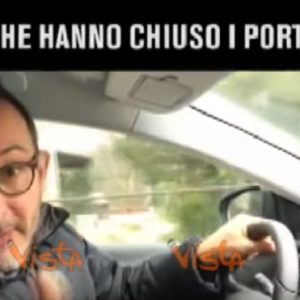 Migranti: l'ironia di Giobbe Covatta e Jacopo Fo nel video contro Salvini