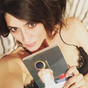 Elisa Isoardi, la foto della buonanotte in lingerie fa impazzire i fan