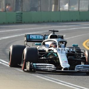 Formula 1, Gp d'Australia: Hamilton in pole, Vettel terzo, Leclerc quinto