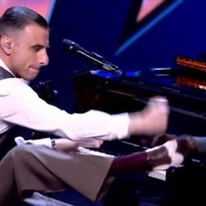 Italia's Got Talent, vince Antonio Sorgentone: il pianista rock'n'roll che ha stregato Mara Maionchi
