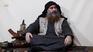 Isis, Abu Bakr al-Baghdadi torna in video: non si vedeva dal 2014