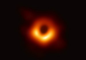 Antonio Zichichi: "La foto del buco nero? Non sappiamo cosa farcene. E' ovvio che doveva essere così" (foto Ansa)