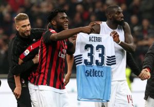 Milan-Lazio, cori razzisti contro Bakayoko prima della partita di Coppa Italia