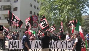 fascisti in piazza 