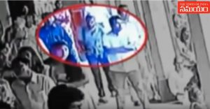 Sri Lanka, kamikaze filmato da telecamera mentre entra in chiesa