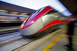 Macchinisti ubriachi in stazione a Brescia: treno Frecciarossa soppresso