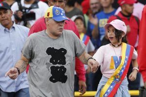 Maradona: "Trump burattino. Mi schiero con Maduro e con il popolo venezuelano"