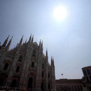 Milano ha cambiato clima: come ai tropici poche piogge ma bombe d'acqua e notti a 25°