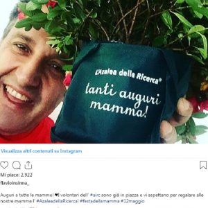 Flavio Insinna e la lotta contro il tumore: il post sui social che ha commosso i fan