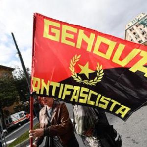 Genova furiosa contro Salvini: comizio di CasaPound all'ombra di Pertini? Follia