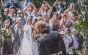 Meghan Markle ed Harry sposi da un anno: le foto inedite in un VIDEO sul loro account