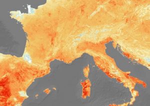 Caldo: la foto dal satellite, Italia quasi tutta rossa e arancione
