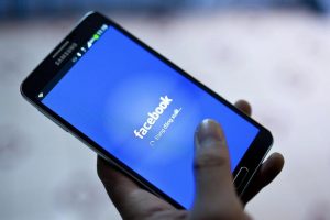 Facebook pagherà gli utenti per studiarli: lancia app Study