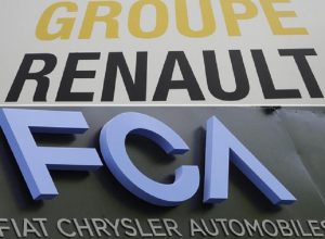 FCA ritira la proposta di fusione con Renault. Il CDA francese: "Decisione rinviata su richiesta dello Stato" (foto Ansa)