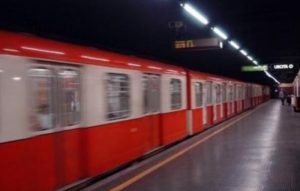 Milano, aumenta biglietto di metro bus e tram: dal 15 luglio costerà 2 euro