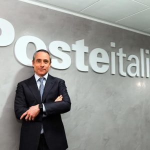 Poste Italiane rafforza la collaborazione con Amazon e lancia nuovi servizi di consegna