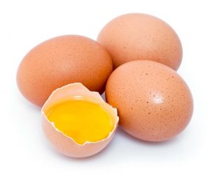 Uova, più di due al giorno aumentano il rischio di infarto e ictus