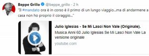 Il tweet di Beppe Grillo sul mandato zero