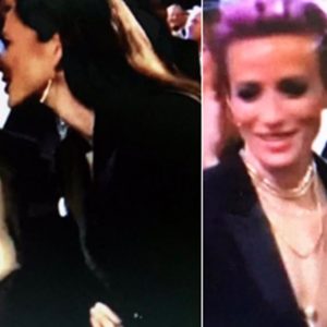 Megan Rapinoe mostra seno e bacia compagna Sue Bird in diretta tv FOTO e VIDEO
