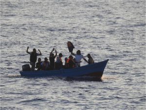 Migranti su barcone salvati
