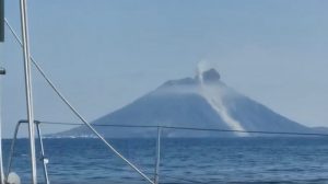 stromboli eruzione barca