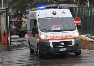 Un'ambulanza, Ansa