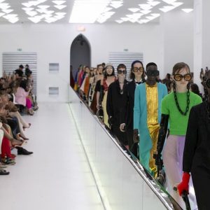 Gucci, modella protesta in passerella: ''La salute mentale non è moda"