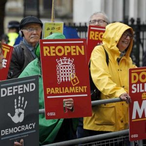 Corte Suprema britannica boccia stop Parlamento