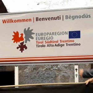 Sovranisti di cartone: Alto Adige cancellato per legge, Lega muta in Giunta