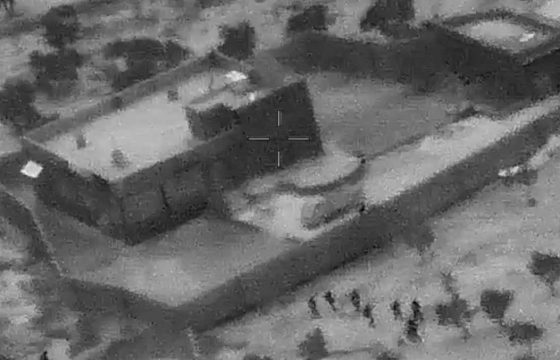 Al Baghdadi, Pentagono mostra prime immagini del raid. "Non sappiamo se stesse piangendo" 02