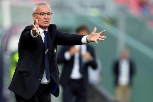 Bologna Sampdoria striscione Mihajlovic Ranieri merita panchina d'oro 