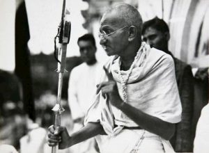 Le ceneri di Gandhi rubate