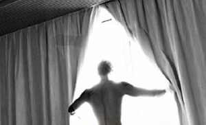 Giulia De Lellis e la foto con "censura" di Andrea Iannone su Instagram