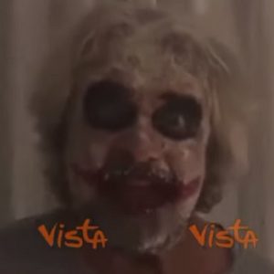 Beppe Grillo mascherato da Joker: "Sono il vero caos" VIDEO