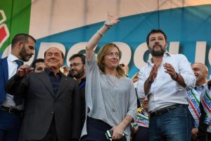 Salvini flop a San Giovanni, il manganello di Zaia si affloscia