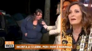 Dritto e Rovescio, mamma rom insulta Daniela Santanchè: "Zitta putt***"