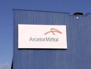ArcelorMittal, l'azienda ha sospeso lo spegnimento degli impianti