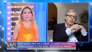 Vittorio Sgarbi a Barbara D'Urso: Sei indemoniata
