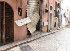 Foggia, esplosione in ristorante del centro storico: donna rimasta ferita