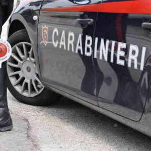 https://static.blitzquotidiano.it/wp/wp-content/uploads/2019/11/carabinieri-ansa-10-300x300.jpg