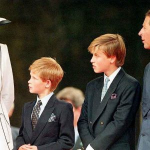 Lady Diana e il segreto mentre era incinta di Harry. Carlo credeva che fosse una bambina