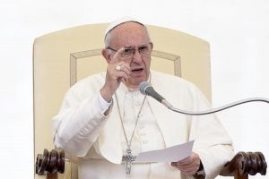 Eutanasia, papa Francesco: "Il diritto di morire non ha basi giuridiche"