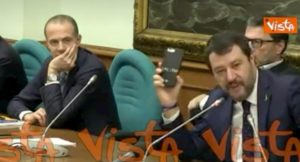 Mes, Salvini all'attacco di Conte: "Ho i messaggi, sempre detto non firmiamo un ca**o"