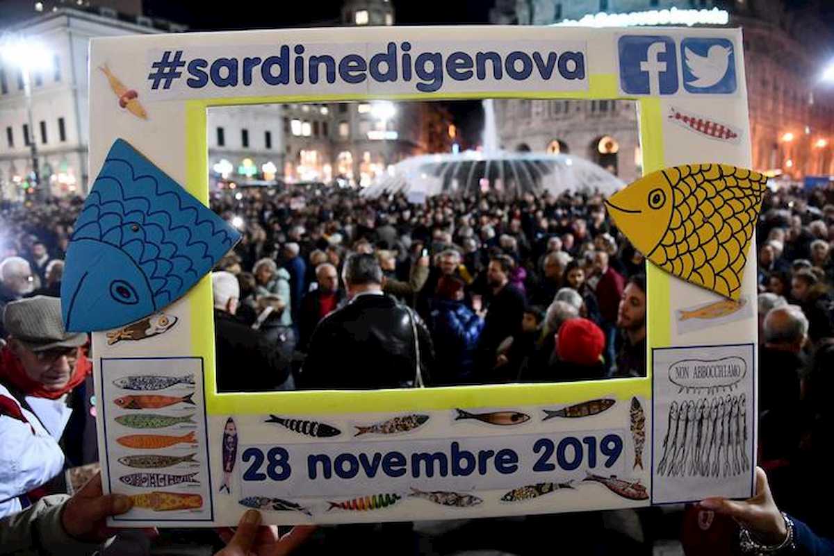 https://static.blitzquotidiano.it/wp/wp-content/uploads/2019/11/sardine-ansa.jpg