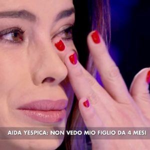 Verissimo, Aida Yespica: "Matteo Ferrari non mi lascia vedere mio figlio"