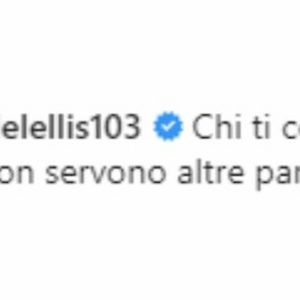 Giulia De Lellis consola Andrea Iannone su Instagram, il pilota è stato sospeso per doping