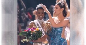 Miss Universo 2019, vince la sudafricana Zozibini Tunzi